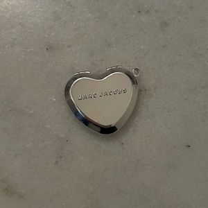 Marc Jacobs Heart Lockett